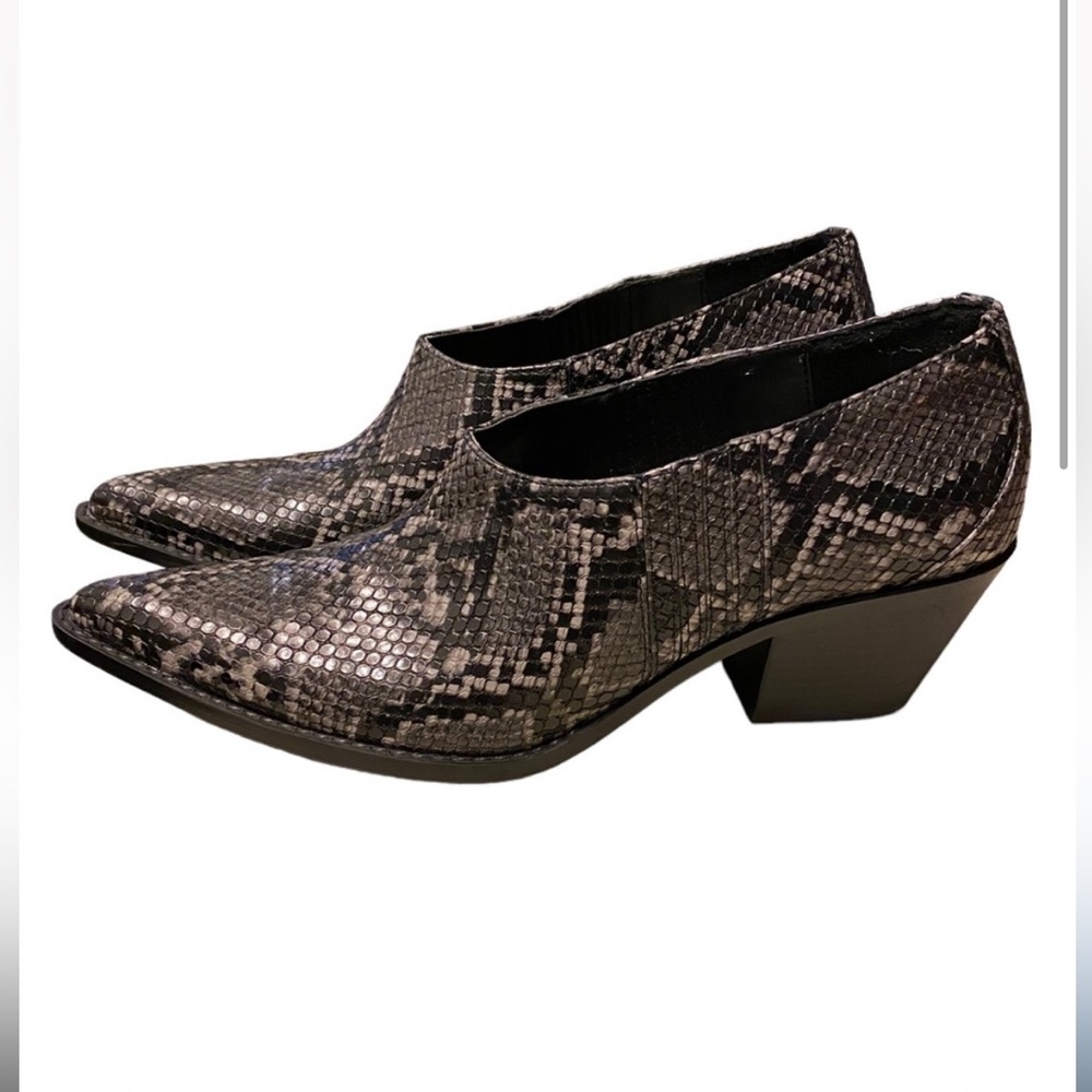 ZARA animal print cowboy heeled ankle boot